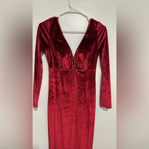 Beautiful velvet long sleeve red dress